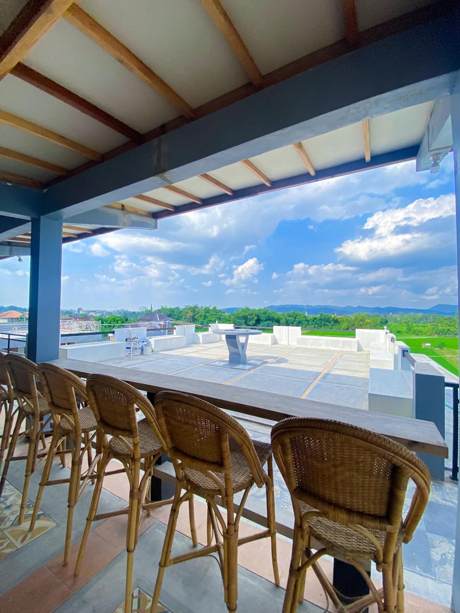 Hotel Wijaya Family 2 Kalasan Ngoại thất bức ảnh