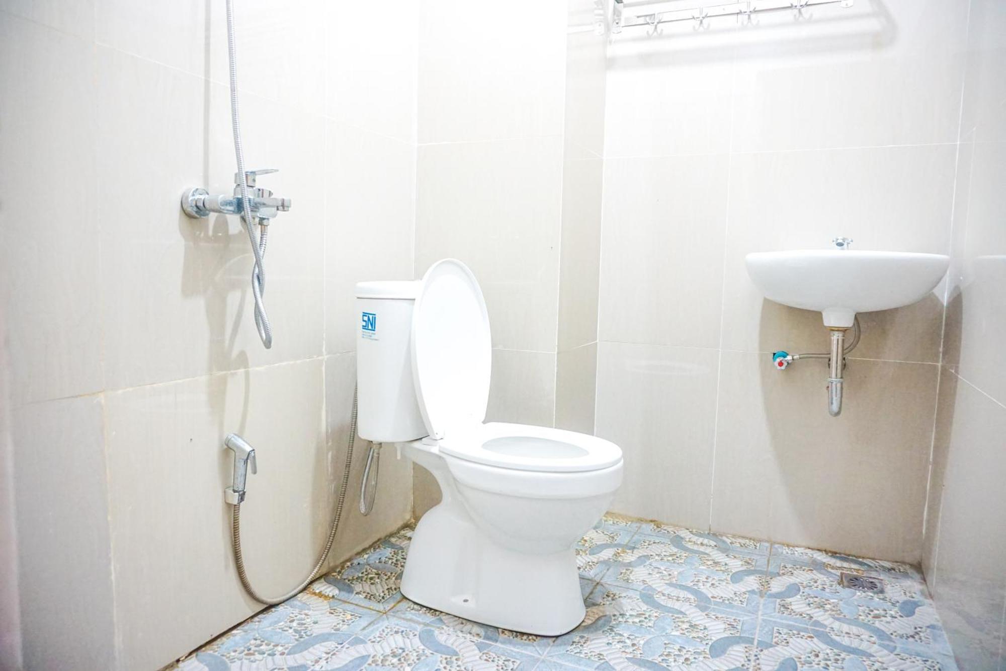 Hotel Wijaya Family 2 Kalasan Ngoại thất bức ảnh